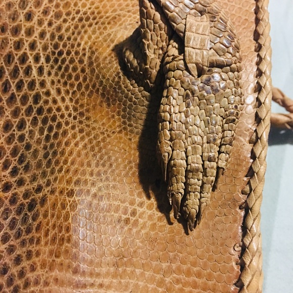 🐊 Leather Gator Purse